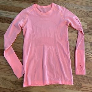 Lululemon swiftly tech crew